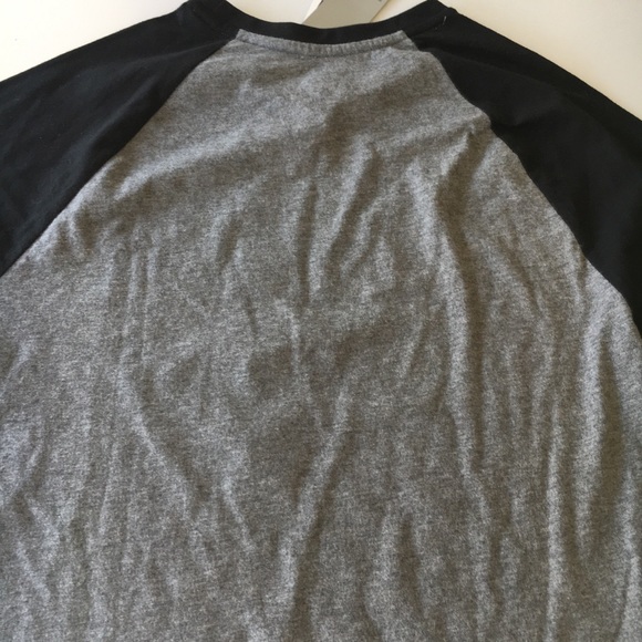 Hurley Mens Long Sleeve Tee Shirt  Gray Black Size S Cotton Polyester New - Picture 8 of 8